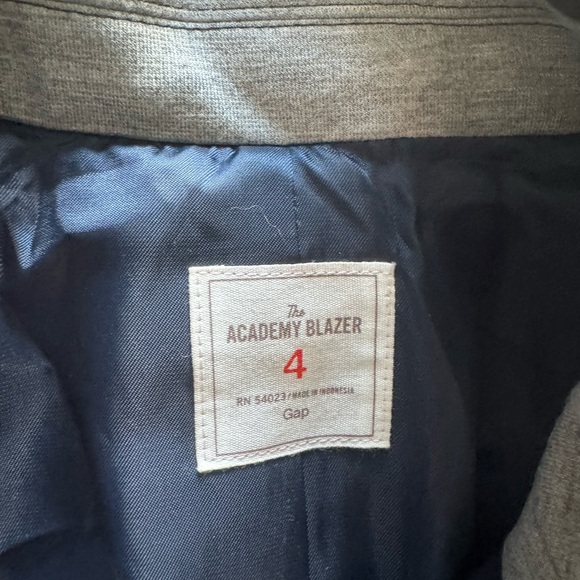 Gap The Academy Blazer/Size 4. Navy/gray w neon pink collar and cuffs - Picture 3 of 6